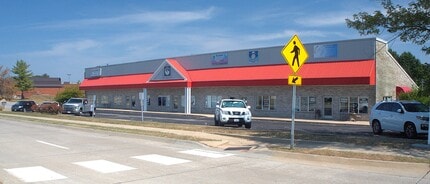 950 Corporate Pky, Wentzville, MO for lease Building Photo- Image 2 of 17