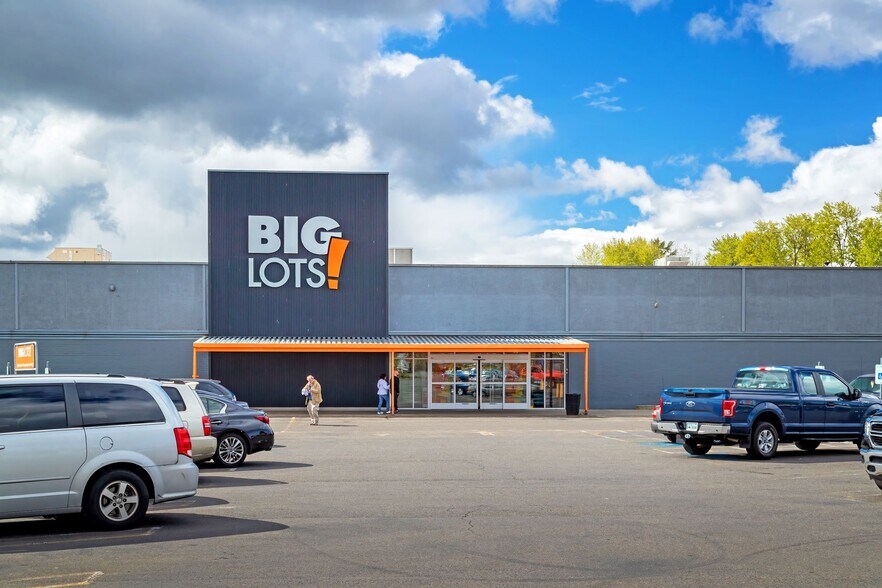 1314 72nd St E, Tacoma, WA à louer - Photo du bâtiment - Image 3 de 7