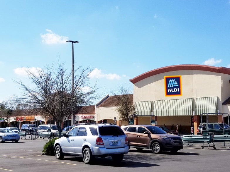 9023 Little Rd, New Port Richey, FL for lease - Building Photo - Image 2 of 3