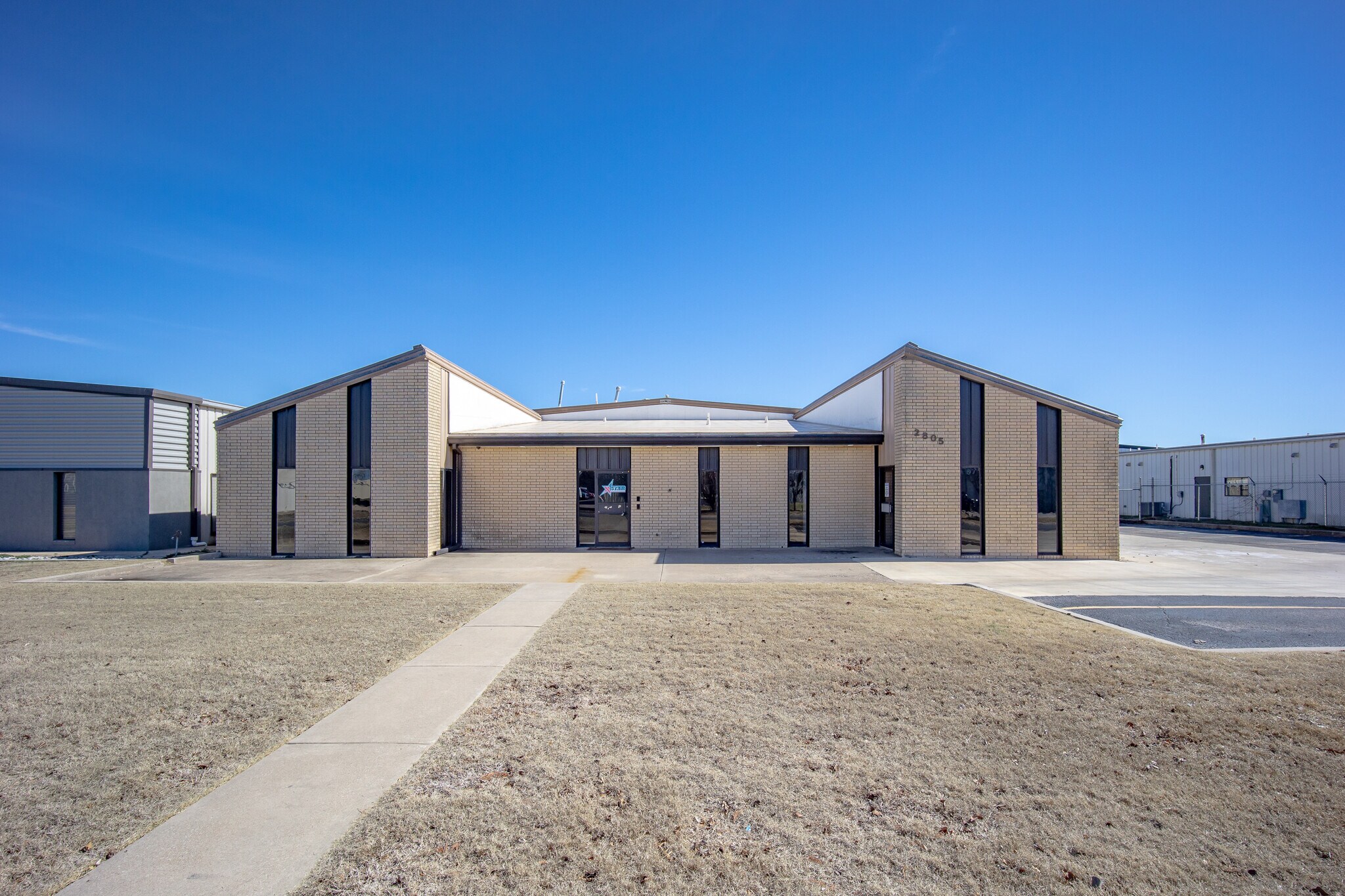 2805 Broce Dr, Norman, OK à vendre Photo principale- Image 1 de 71