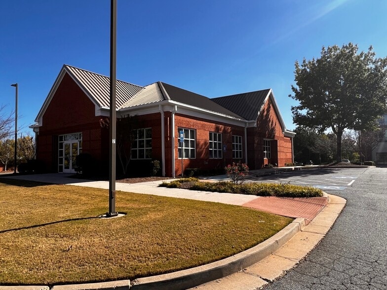 1064 Old Peachtree Rd NE, Lawrenceville, GA à louer - Photo principale - Image 1 de 8