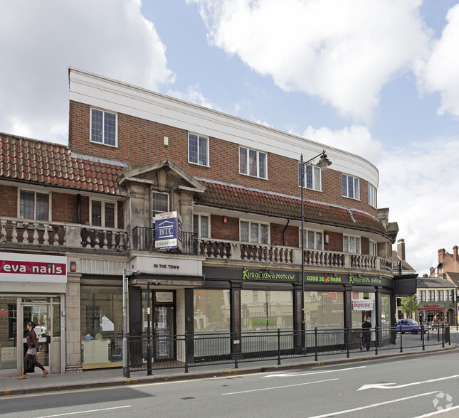 36-37 The Town, Enfield for lease - Building Photo - Image 1 of 3