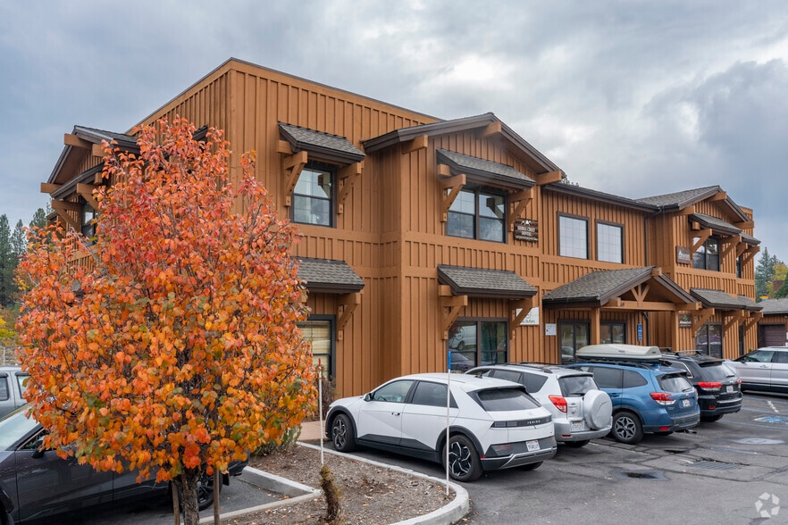 40169 Truckee Airport Rd, Truckee, CA for sale - Building Photo - Image 2 of 4