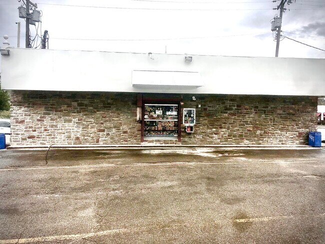 Plus de détails pour 3016 Reading Rd, Cincinnati, OH - Commerce de détail à vendre