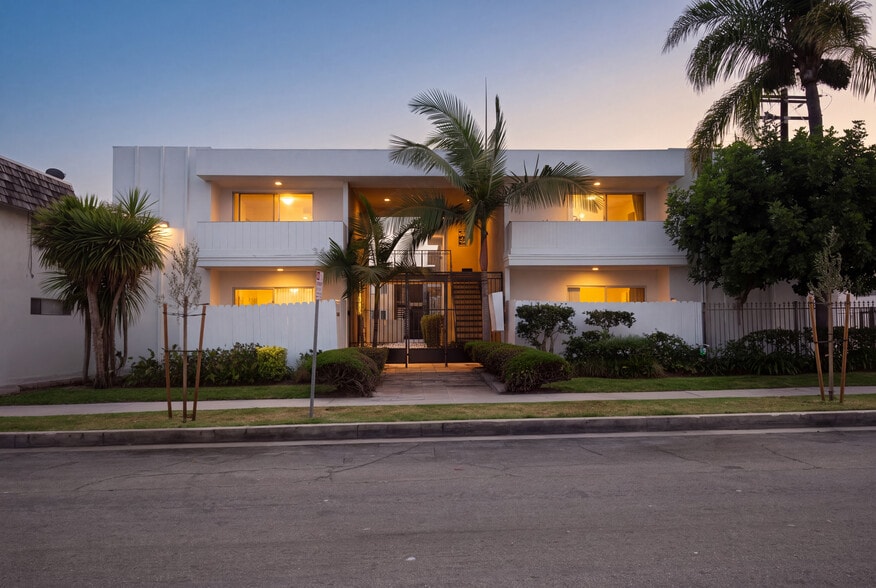 3444 Emerald St, Torrance, CA for sale - Primary Photo - Image 1 of 46