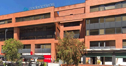 Calle Condesa de Venadito, 5-5 A, Madrid, Madrid for lease Interior Photo- Image 1 of 7