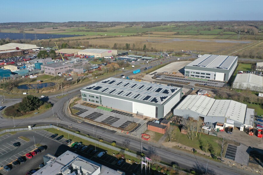 2 Unit 34c Zone 2, Deeside Industrial Estate Av, Pentre à louer - Photo du bâtiment - Image 2 de 28