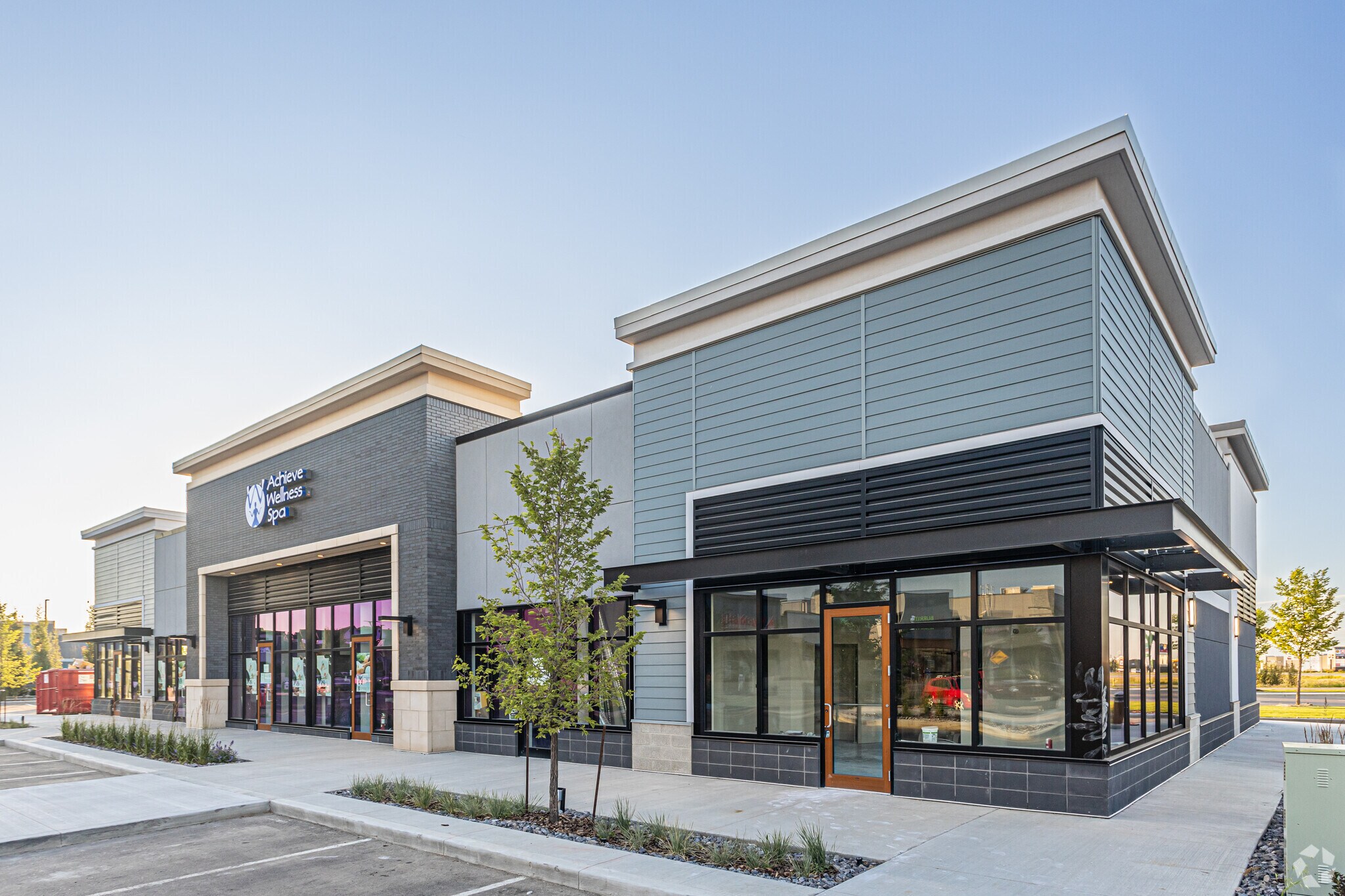 840 St Albert Trl, St. Albert, AB for sale Primary Photo- Image 1 of 1