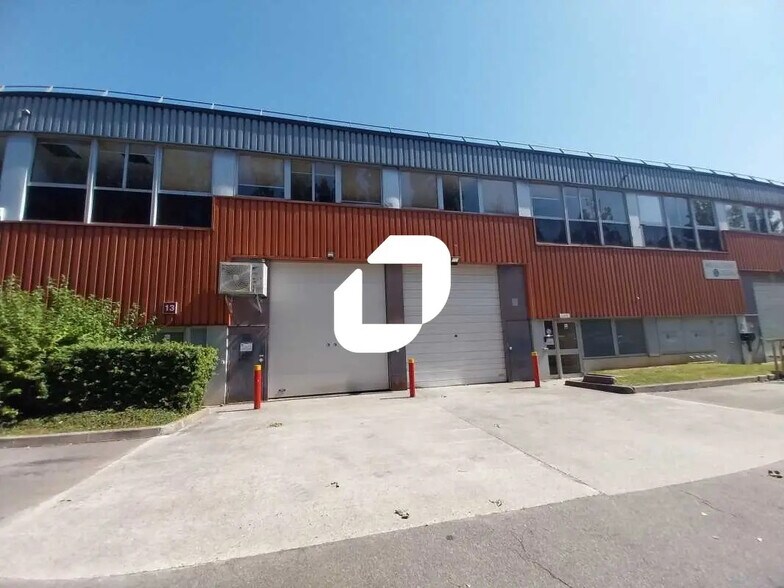 Flex dans Trappes à louer - Photo du bâtiment - Image 2 de 12