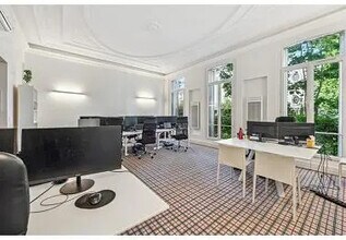 44 Avenue Victor Hugo, Paris for lease Building Photo- Image 2 of 14