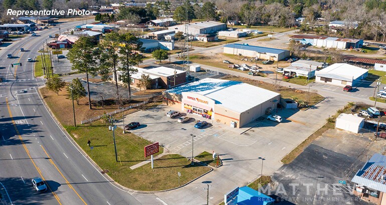 1196 N Martin Luther King Jr St, Natchez, MS à vendre - Photo du bâtiment - Image 2 de 3