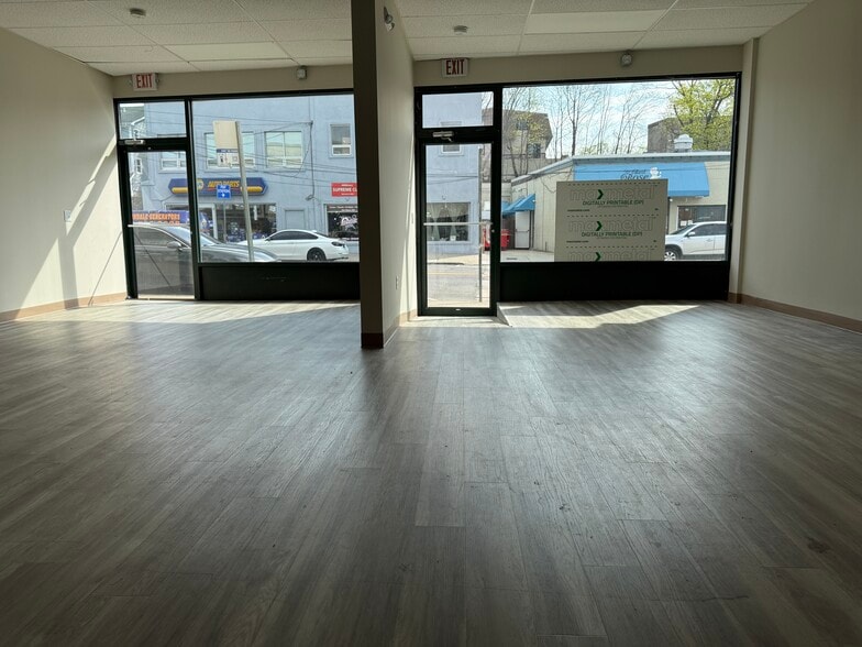 61 Main St, Norwalk, CT for lease - Building Photo - Image 3 of 27