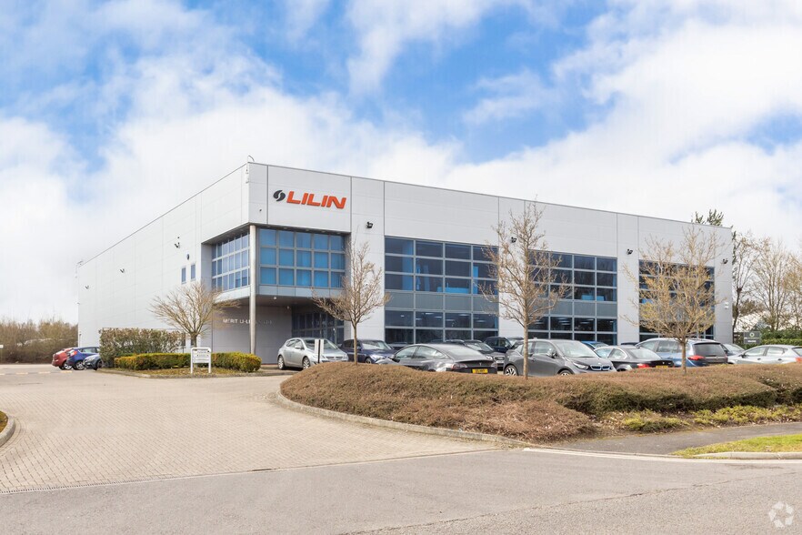 Davy Ave, Milton Keynes à louer - Photo principale - Image 2 de 4