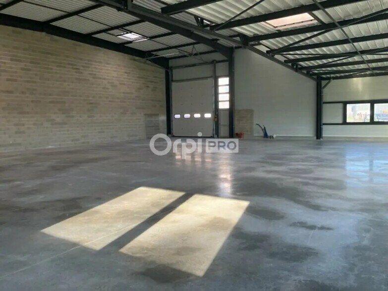 Flex in Beaune for lease - Building Photo - Image 3 of 6