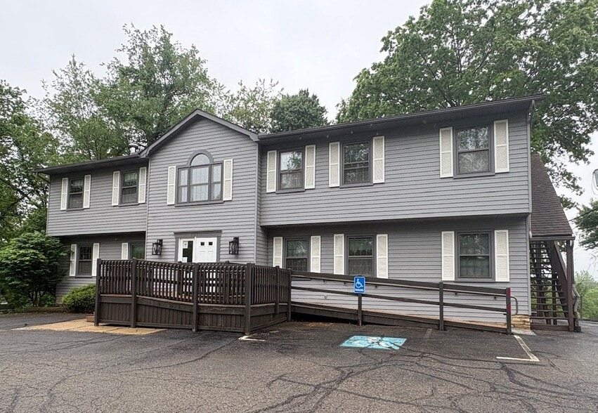 6370 Mount Pleasant St NW, North Canton, OH for lease - Building Photo - Image 1 of 10