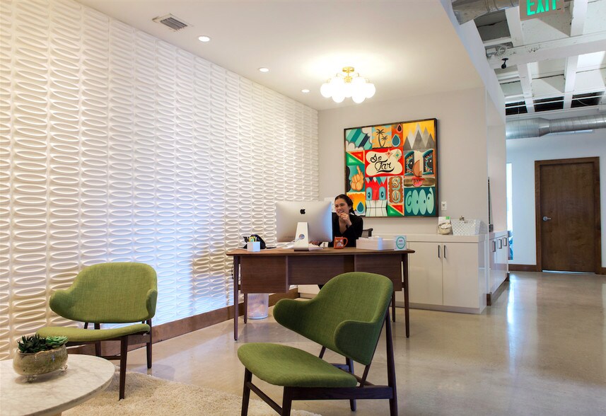 2980-3000 McFarlane Rd, Coconut Grove, FL à louer - Photo intérieure - Image 3 de 9