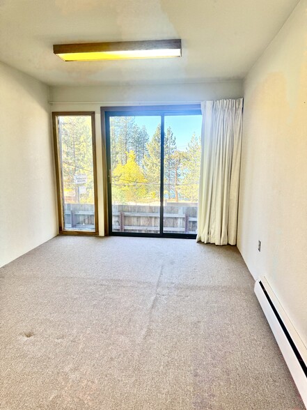 1300 Cave Rock dr, Glenbrook, NV for sale - Primary Photo - Image 1 of 11