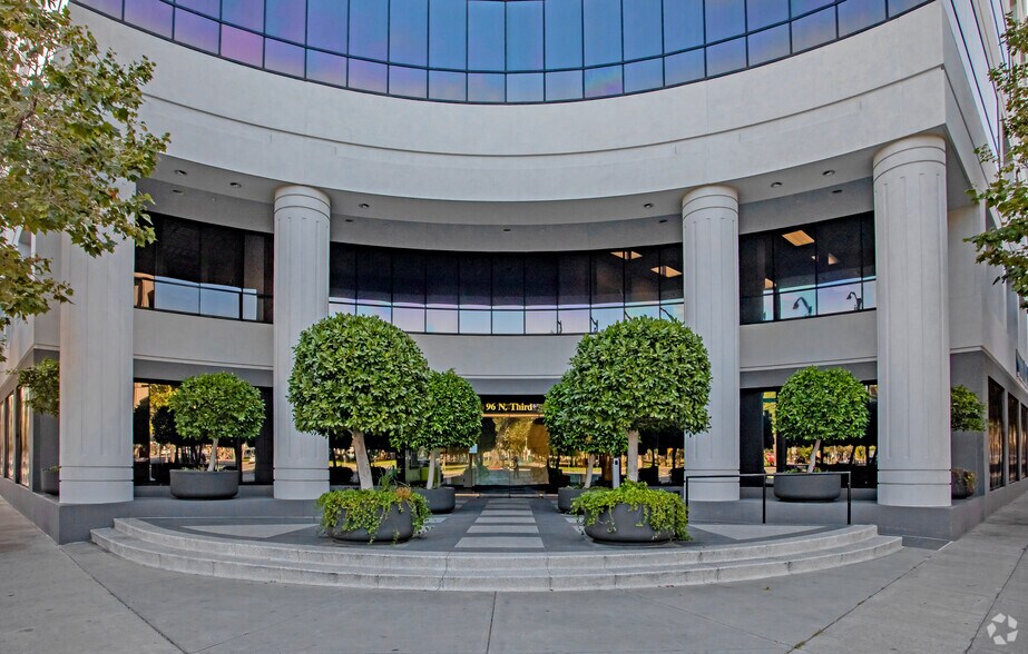 96 N 3rd St, San Jose, CA à louer - Photo du bâtiment - Image 2 de 7