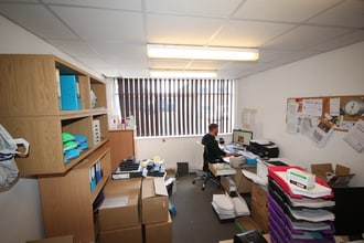 Oldbury Rd, West Bromwich for lease Interior Photo- Image 2 of 3