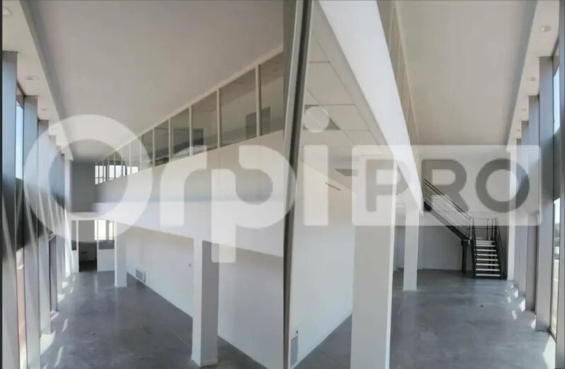 Office in Tourcoing for lease - Interior Photo - Image 3 of 7