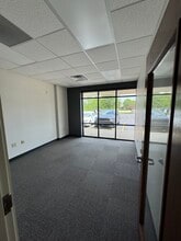 7401 Coldwater Rd, Fort Wayne, IN for lease Interior Photo- Image 2 of 4