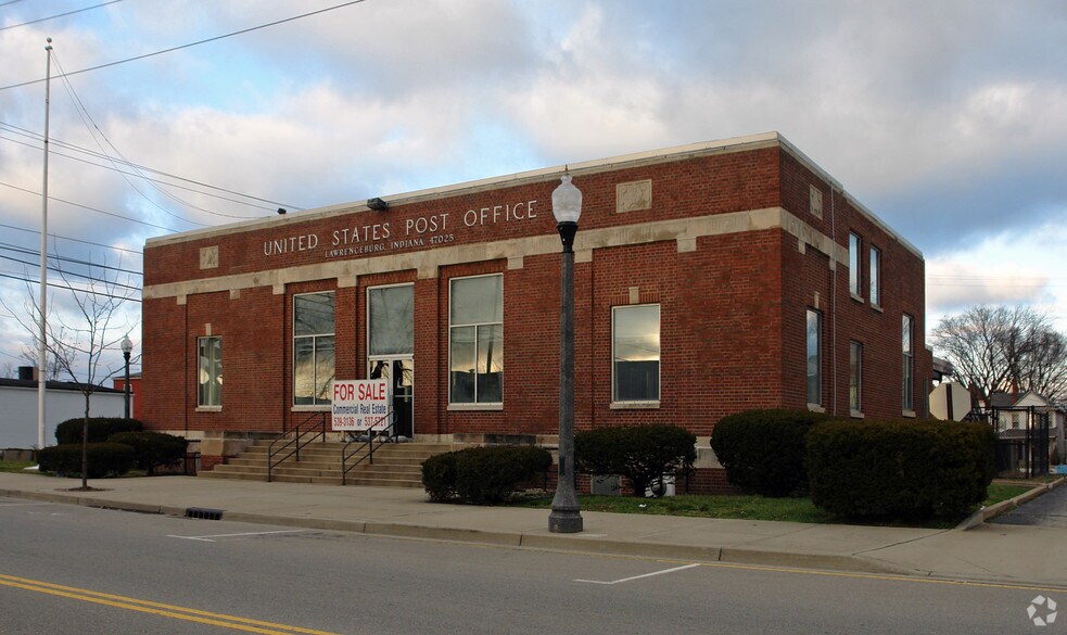 130 Short St, Lawrenceburg, IN à vendre - Photo du bâtiment - Image 2 de 5