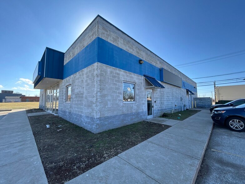 1201 S Michigan St, South Bend, IN à vendre - Photo du bâtiment - Image 3 de 7