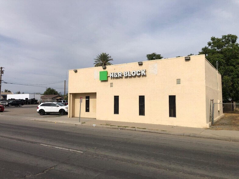 10209 Main St, Lamont, CA for sale - Building Photo - Image 2 of 14