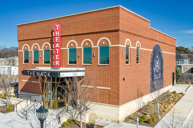 Plus de détails pour 6711 Oak St, Frisco, TX - Commerce de détail à vendre