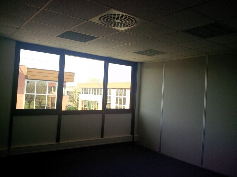 Bureau dans Colomiers à louer - Photo intérieure - Image 2 de 4
