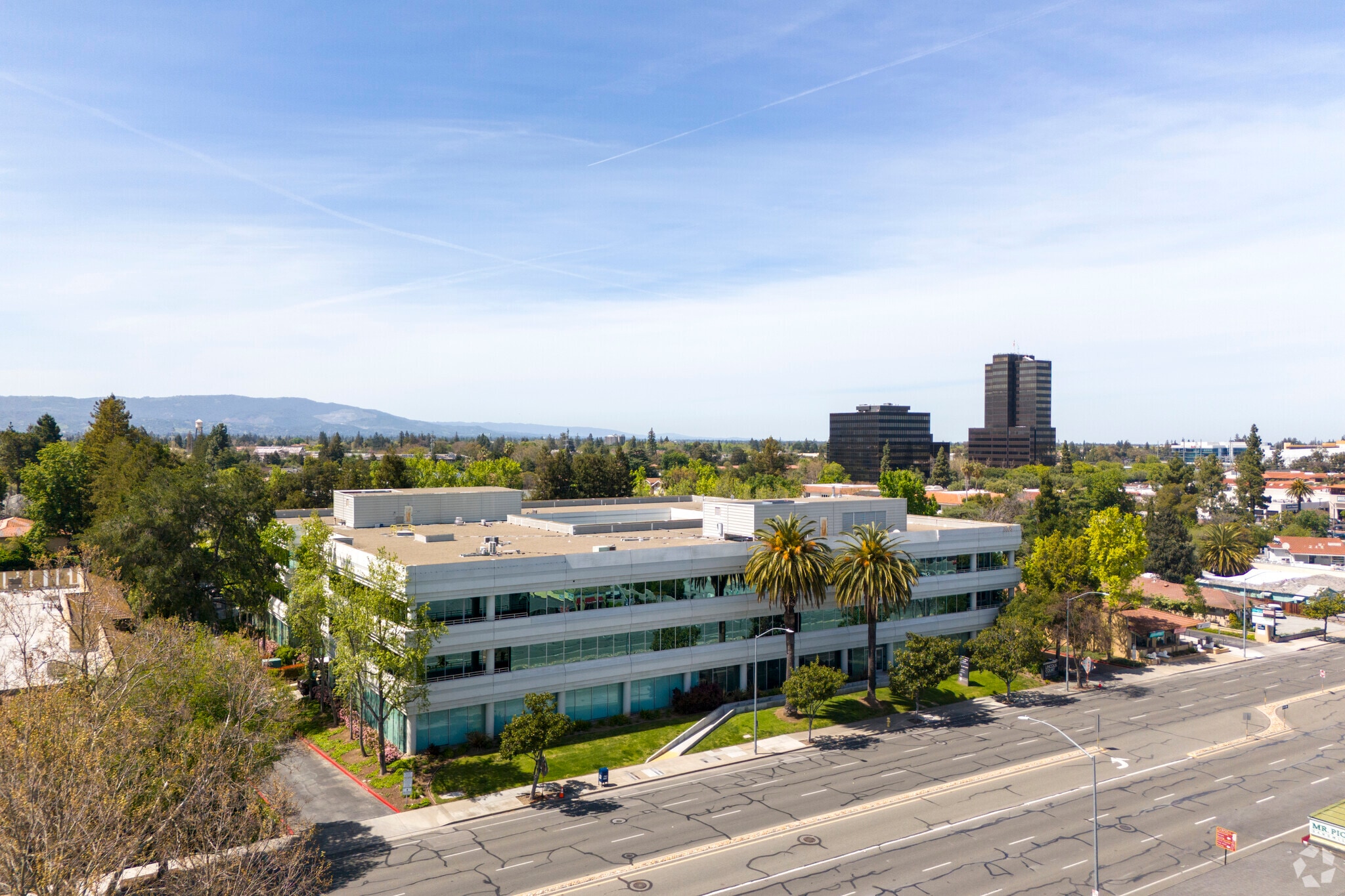 2105 S Bascom Ave, Campbell, CA for lease Primary Photo- Image 1 of 39