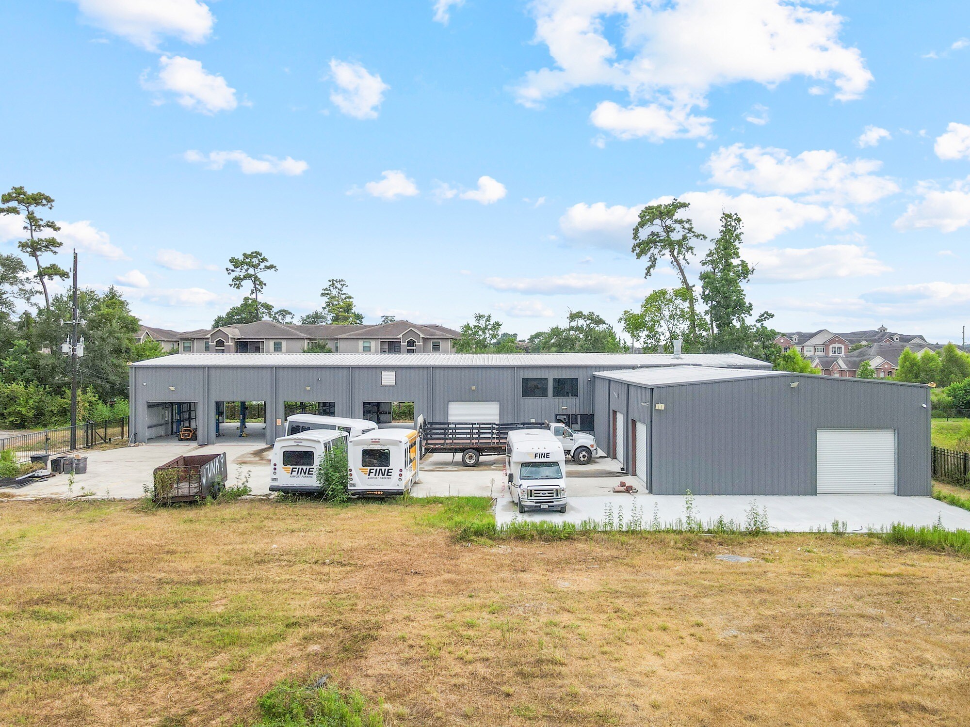 19742 Carver Ave, Humble, TX à vendre Photo du bâtiment- Image 1 de 15