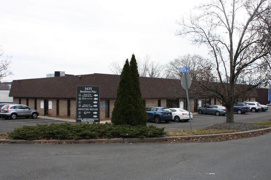 1635 Bustleton Pike, Feasterville Trevose, PA à vendre - Photo principale - Image 1 de 8