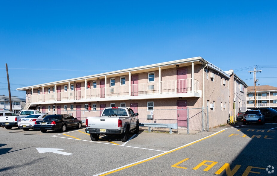 129 Sheridan Ave, Seaside Heights, NJ for sale - Building Photo - Image 2 of 3