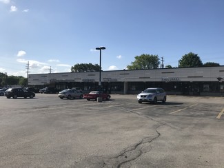 Plus de détails pour 811-830 W Moreland Blvd, Waukesha, WI - Vente au détail à louer