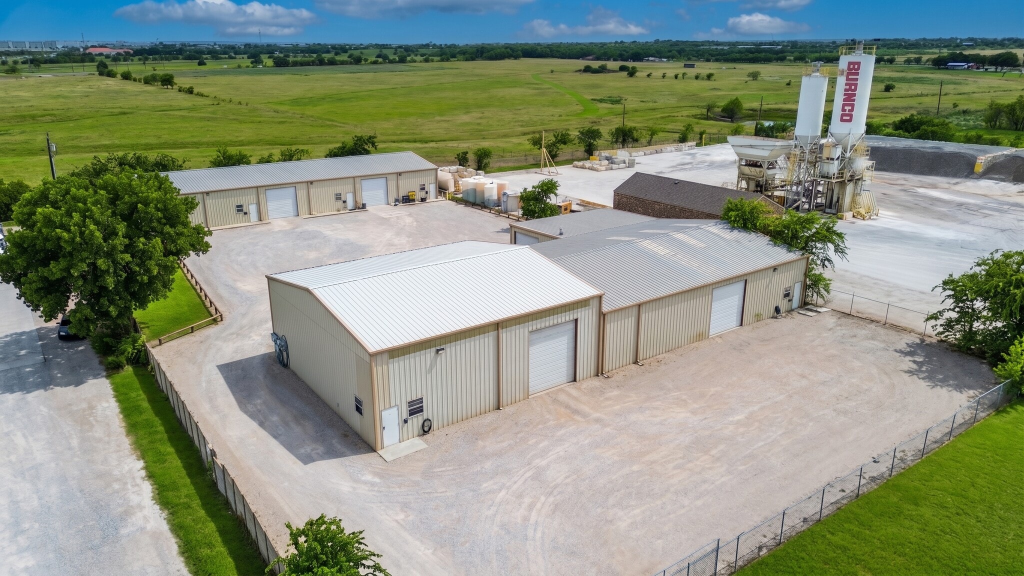 9717 Industrial Rd, Justin, TX for lease Building Photo- Image 1 of 14