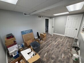 196 Woodland St, Bristol, CT à louer Photo intérieure- Image 1 de 2