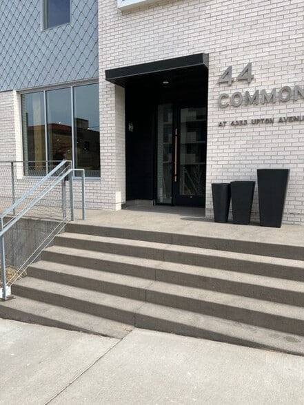 4353 S Upton Ave, Minneapolis, MN for lease - Building Photo - Image 3 of 25