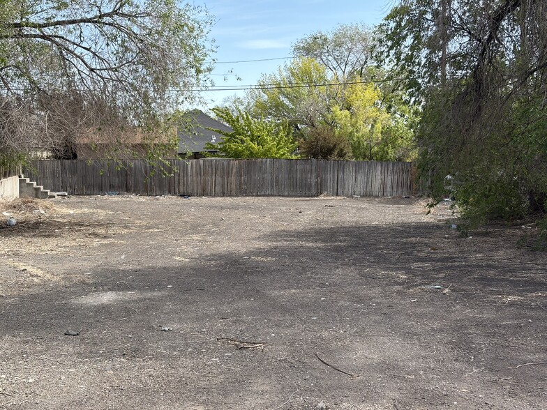 129 Austin Ave, Twin Falls, ID for sale - Building Photo - Image 3 of 5
