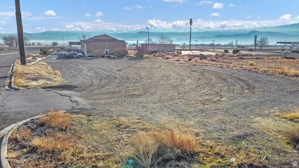 20 W 1400 N, Richfield, UT for sale - Aerial - Image 2 of 6