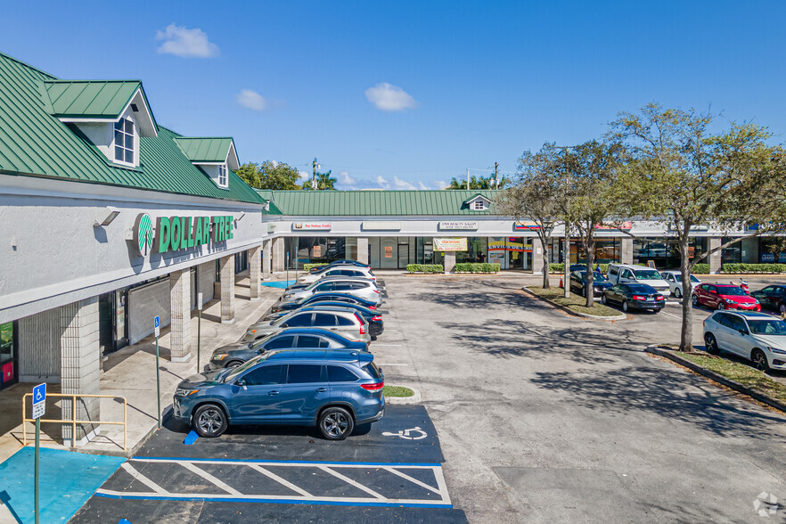 920-1020 W Hallandale Beach Blvd, Hallandale Beach, FL for lease - Building Photo - Image 2 of 13