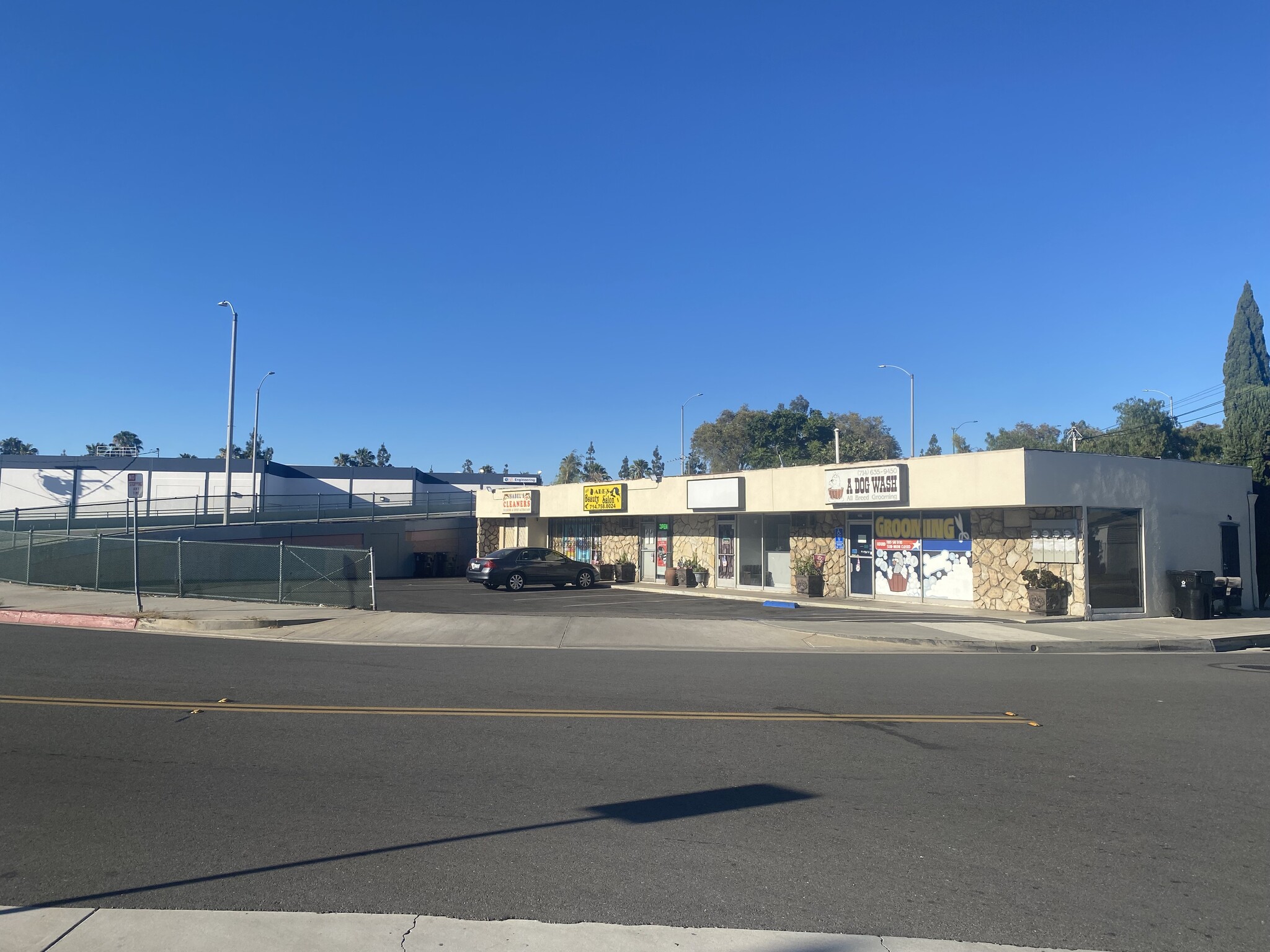 2329-2335 W Sequoia Ave, Anaheim, CA for lease Primary Photo- Image 1 of 65