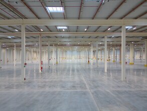 Calle Arqueología, Illescas, Toledo for lease Interior Photo- Image 1 of 2