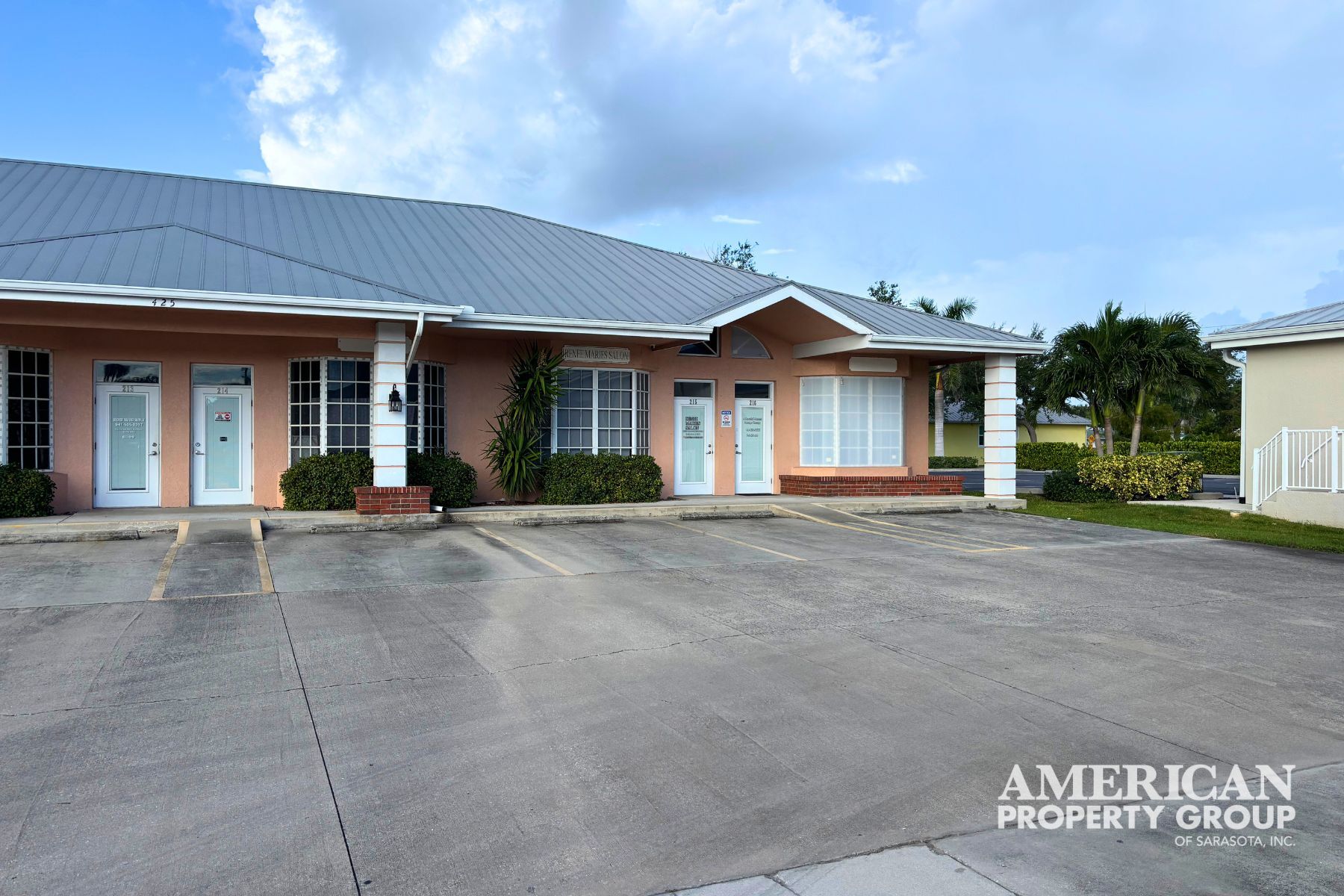 425 Cross St, Punta Gorda, FL à louer Photo du bâtiment- Image 1 de 6