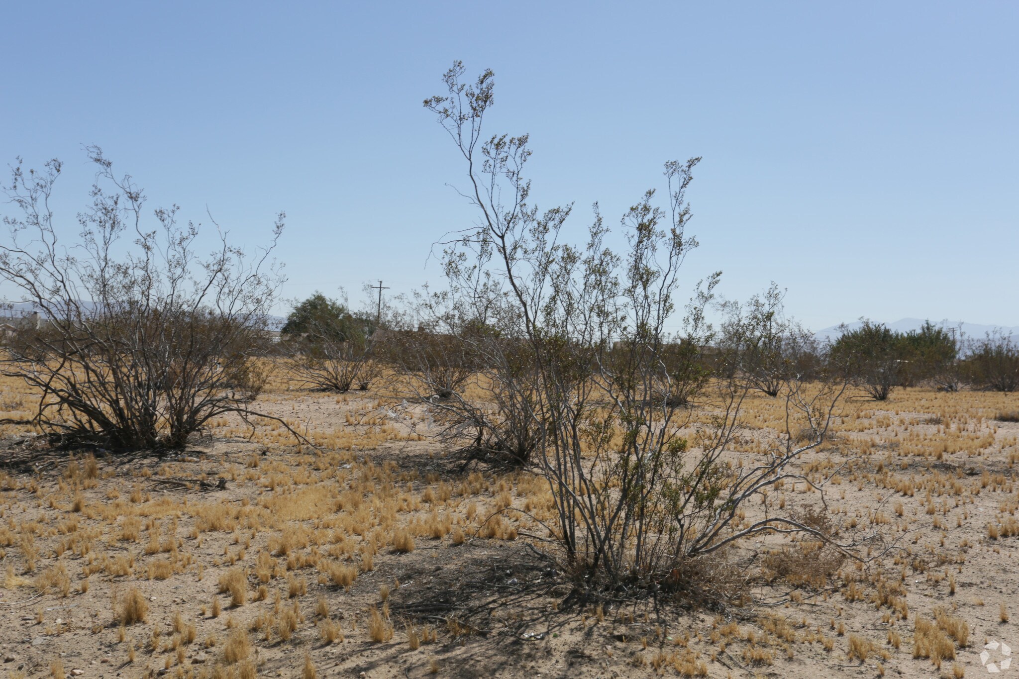 Hesperia Rd, Hesperia, CA for sale Primary Photo- Image 1 of 3