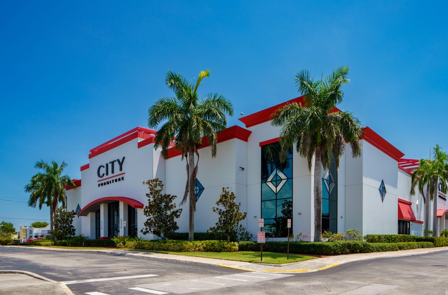 NW Britt Rd, Stuart, FL for lease - Building Photo - Image 3 of 6