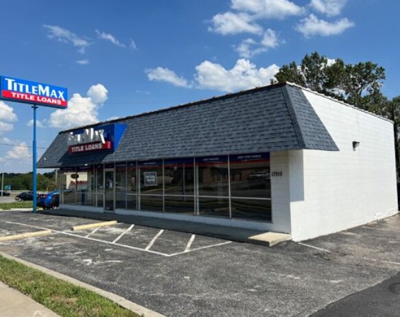 11915 Blue Ridge Ext, Grandview, MO à vendre Photo principale- Image 1 de 3