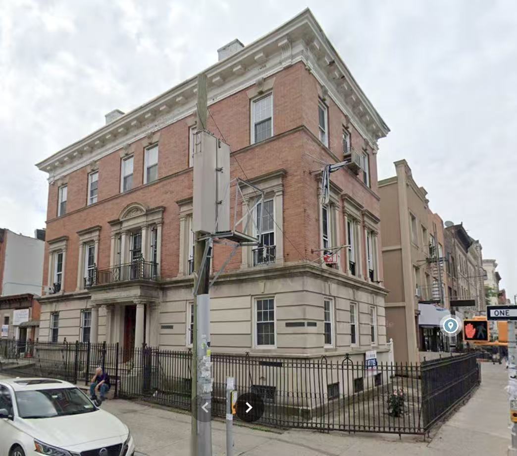 5501 4th ave, Brooklyn, NY à vendre Photo du bâtiment- Image 1 de 8