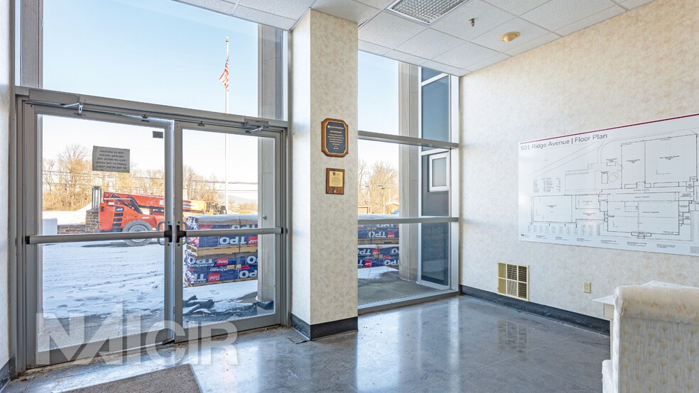 501 Ridge Ave, Hanover, PA à louer - Photo du bâtiment - Image 2 de 7