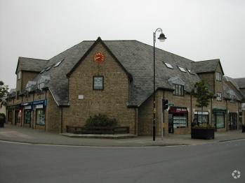 Brize Norton Rd, Carterton for sale Primary Photo- Image 1 of 5